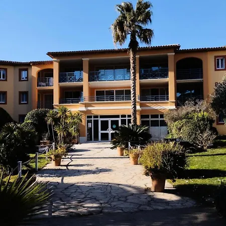 La Pinede - Maeva - 2 Pieces 6 Personnes Selection - Wifi Inclus Mae-4732 耶尔